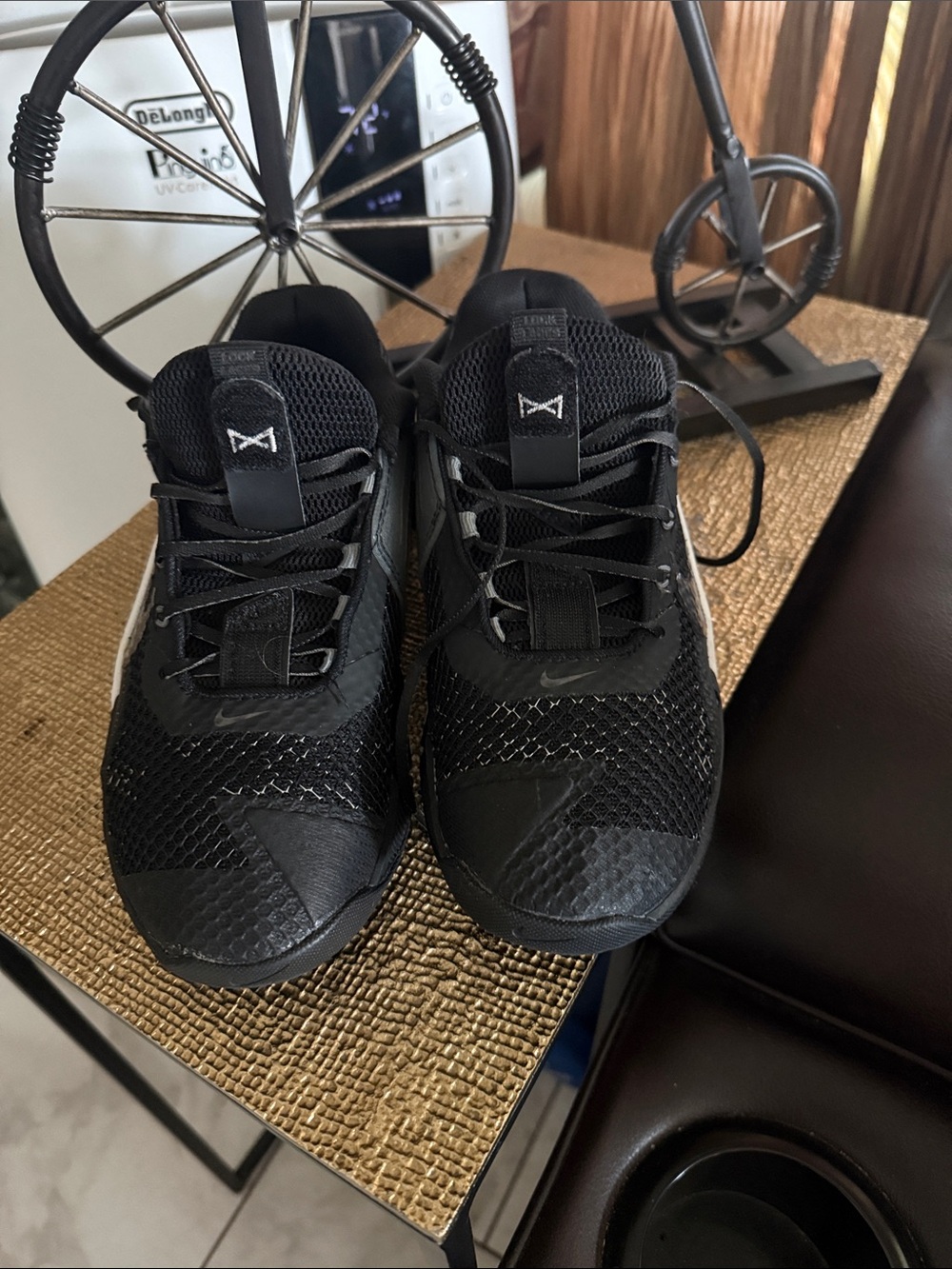 Nike Women's Black Mesh Athletic Sneakers